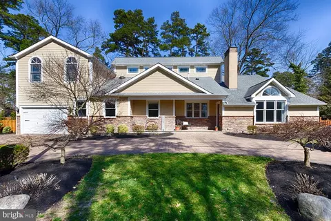153 Iroquois Trl, Medford Lakes, NJ 08055