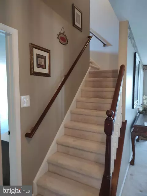 Entry Way - 11 Buttonbush Ct, Mount Laurel, NJ 08054 photo 1 of 1