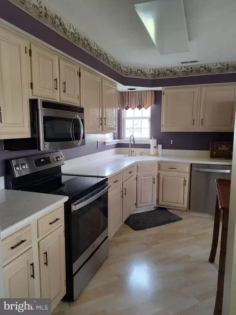 Kitchen - 11 Buttonbush Ct, Mount Laurel, NJ 08054 photo 1 of 1