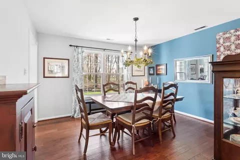 47 Longbridge Dr, Mount Laurel, NJ 08054 photo 9