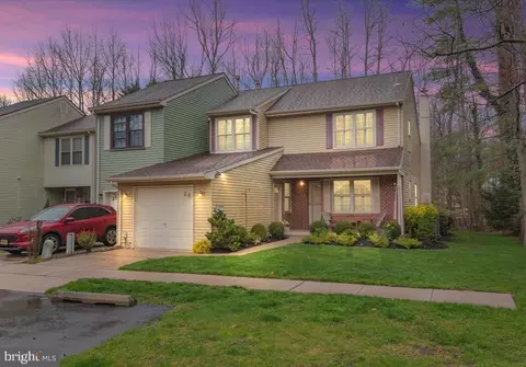 24 Stanwood Ct, Medford, NJ 08055
