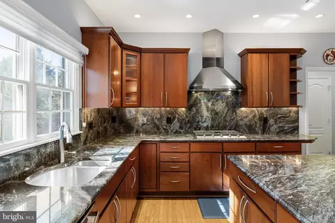 Kitchen - 5 Armstrong Dr, Moorestown, NJ 08057 photo 1 of 6