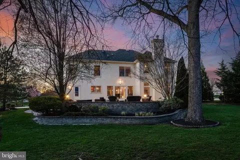 Exterior - 5 Armstrong Dr, Moorestown, NJ 08057 photo 5 of 9