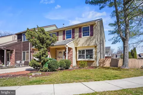 325 Shady Ln, Marlton, NJ 08053