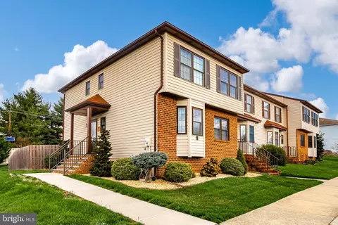 1 Roberts Ct, Bordentown, NJ 08505