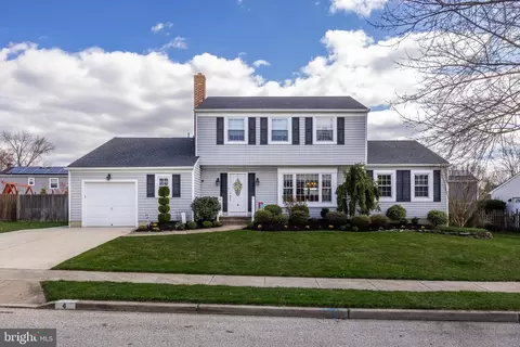 4 Utica Rd, Marlton, NJ 08053