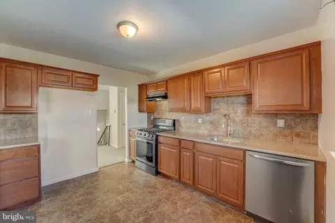 Kitchen - 237 Purdue Ave, Pemberton, NJ 08068 photo 2 of 3