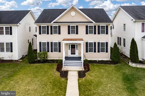 27 Canter Pl, Chesterfield, NJ 08515