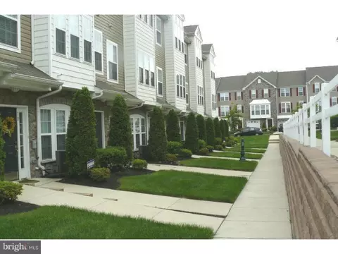 17 Teal Ct, Delanco, NJ 08075