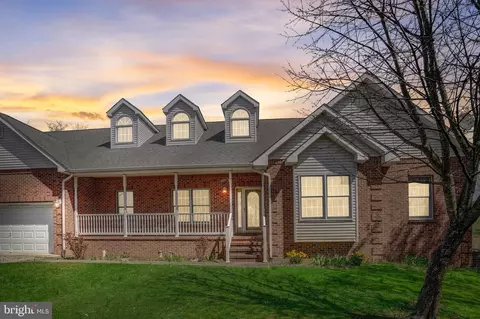 25 Jacobstown Arneytown Rd, Wrightstown, NJ 08562