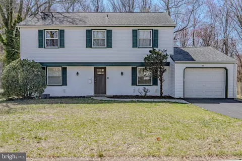 39 Bonnie Ln, Willingboro, NJ 08046