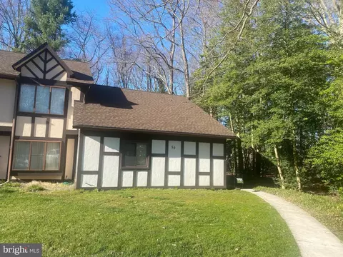 52 Whitebirch Ct, Lumberton, NJ 08048