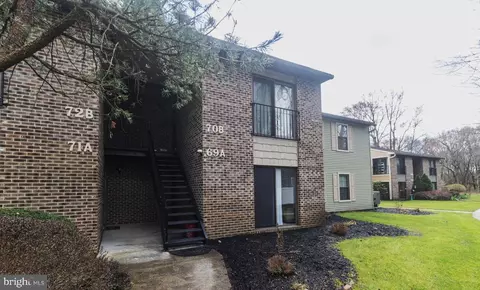 69 W A W Bluebell Ln, Mount Laurel, NJ 08054