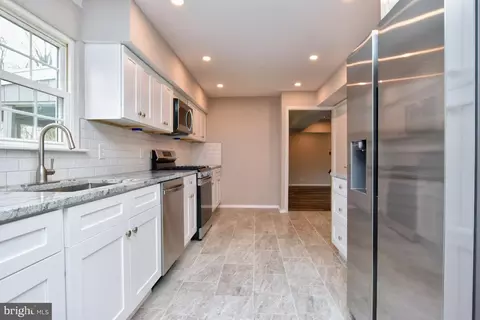 Kitchen - 7 Purdue Dr, Delran, NJ 08075 photo 1 of 4
