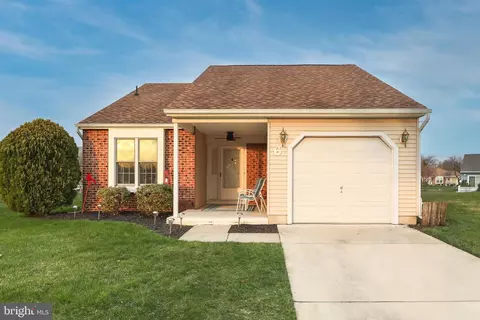 Exterior - 6 Pardee Ct, Mount Laurel, NJ 08054 photo 3 of 9