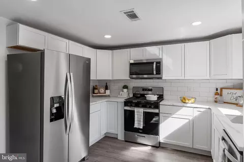 Kitchen - 34 Spruce Ave, Maple Shade, NJ 08052 photo 2 of 3