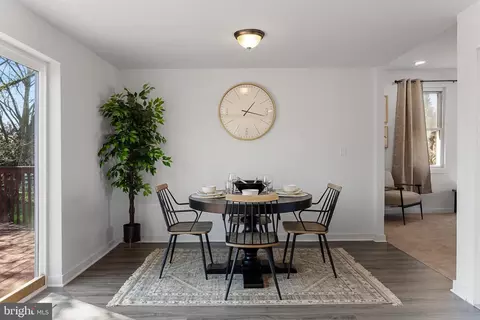 Dining - 34 Spruce Ave, Maple Shade, NJ 08052 photo 2 of 4