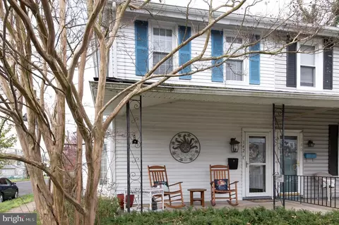 142 Lippincott Ave, Riverside, NJ 08075