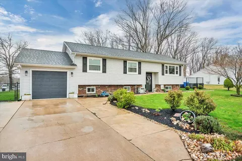 616 Harding Rd, Browns Mills, NJ 08015