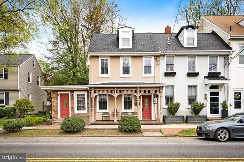 49 E Park St, Bordentown, NJ 08505