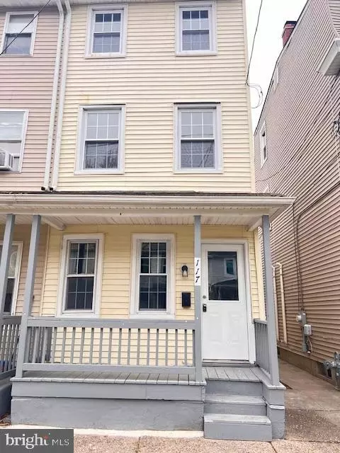 117 E Federal St, Burlington, NJ 08016