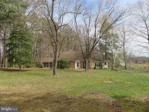 294 Arneys Mount Rd, Pemberton, NJ 08068