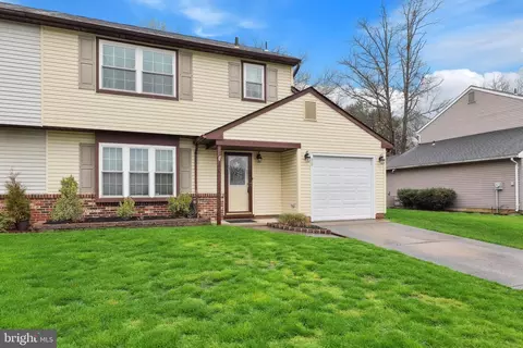 22 Beacon St, Westampton, NJ 08060