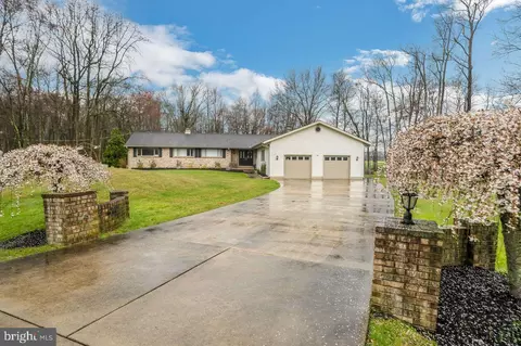 96 Stacy Haines Rd, Lumberton, NJ 08048