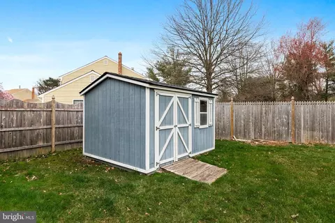 Exterior - 6 Boothby Ct, Mount Laurel, NJ 08054 photo 10 of 11