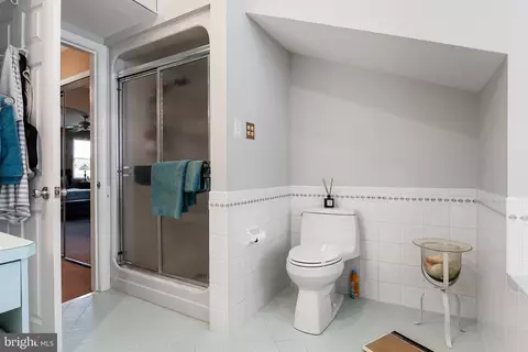 Bath - 6 Boothby Ct, Mount Laurel, NJ 08054 photo 4 of 6