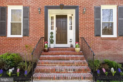 37 Maine Trl, Medford, NJ 08055
