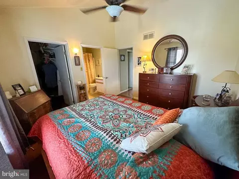 Bedroom - 4 Teaberry Ln, Delran, NJ 08075 photo 4 of 4