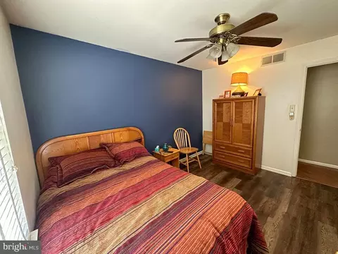 Bedroom - 4 Teaberry Ln, Delran, NJ 08075 photo 2 of 4