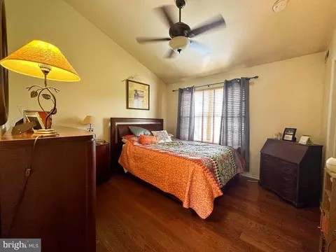 Bedroom - 4 Teaberry Ln, Delran, NJ 08075 photo 3 of 4