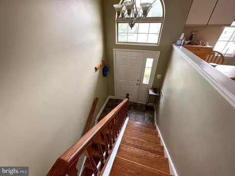 Entry Way - 4 Teaberry Ln, Delran, NJ 08075 photo 1 of 1