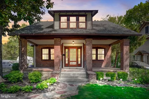 421 Summer Ave, Beverly, NJ 08010