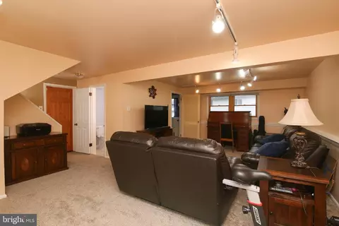 Living - 2 Knox Blvd, Marlton, NJ 08053 photo 4 of 6