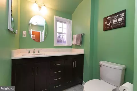 Bath - 2 Knox Blvd, Marlton, NJ 08053 photo 1 of 3