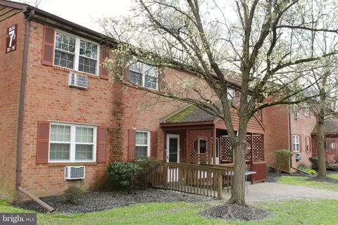 704 Garnet, Burlington, NJ 08016