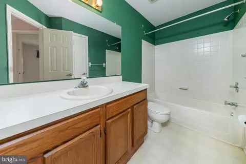 54 Kettlebrook Dr, Mount Laurel, NJ 08054 photo 16