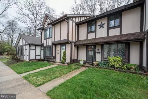 28 Blue Spruce Ct, Lumberton, NJ 08048