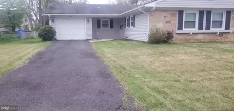 49 Gaffney Ln, Willingboro, NJ 08046