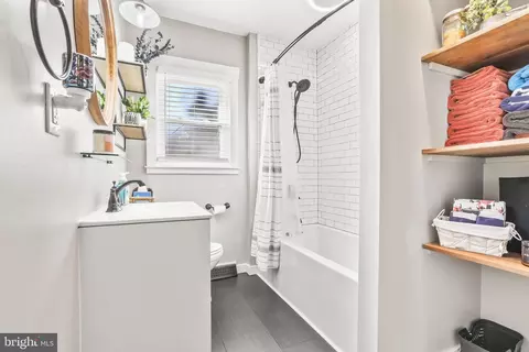 Bath - 408 Main St, Delran, NJ 08075 photo 5 of 6