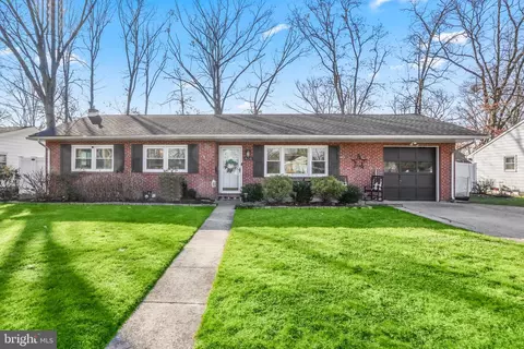 408 Main St, Delran, NJ 08075