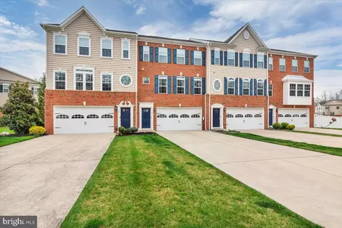 34 Isabelle Ct, Marlton, NJ 08053