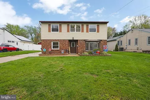13 King Ave, Marlton, NJ 08053