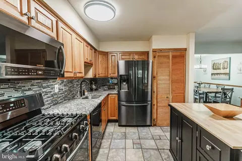 Kitchen - 178 Brace, Tabernacle, NJ 08088 photo 3 of 3