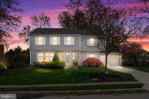 278 Black Baron Dr, Delran, NJ 08075