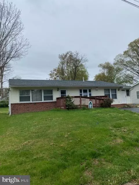 5 Juniper St, Mount Holly, NJ 08060