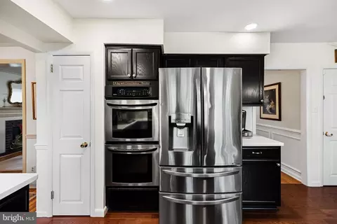 Kitchen - 727 Beacon, Mount Laurel, NJ 08054 photo 4 of 5